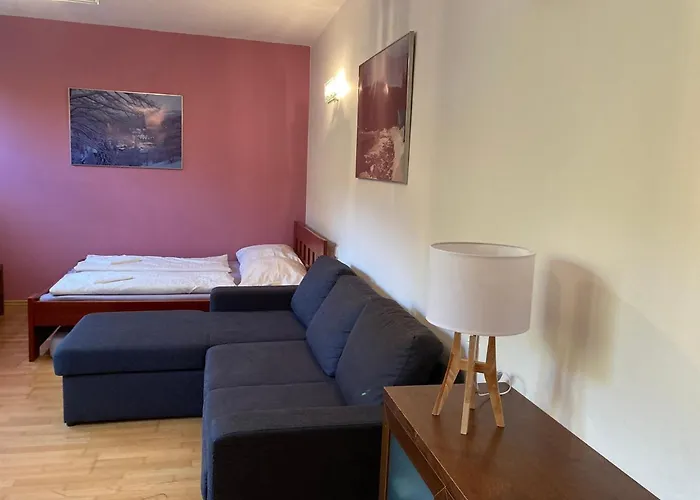 Studio Apartment Michael